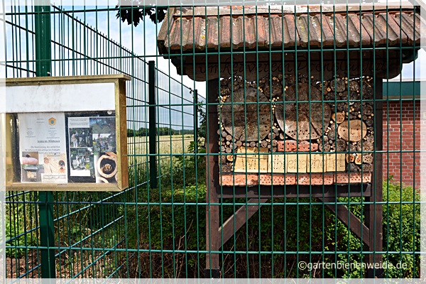 Wildbienenstand